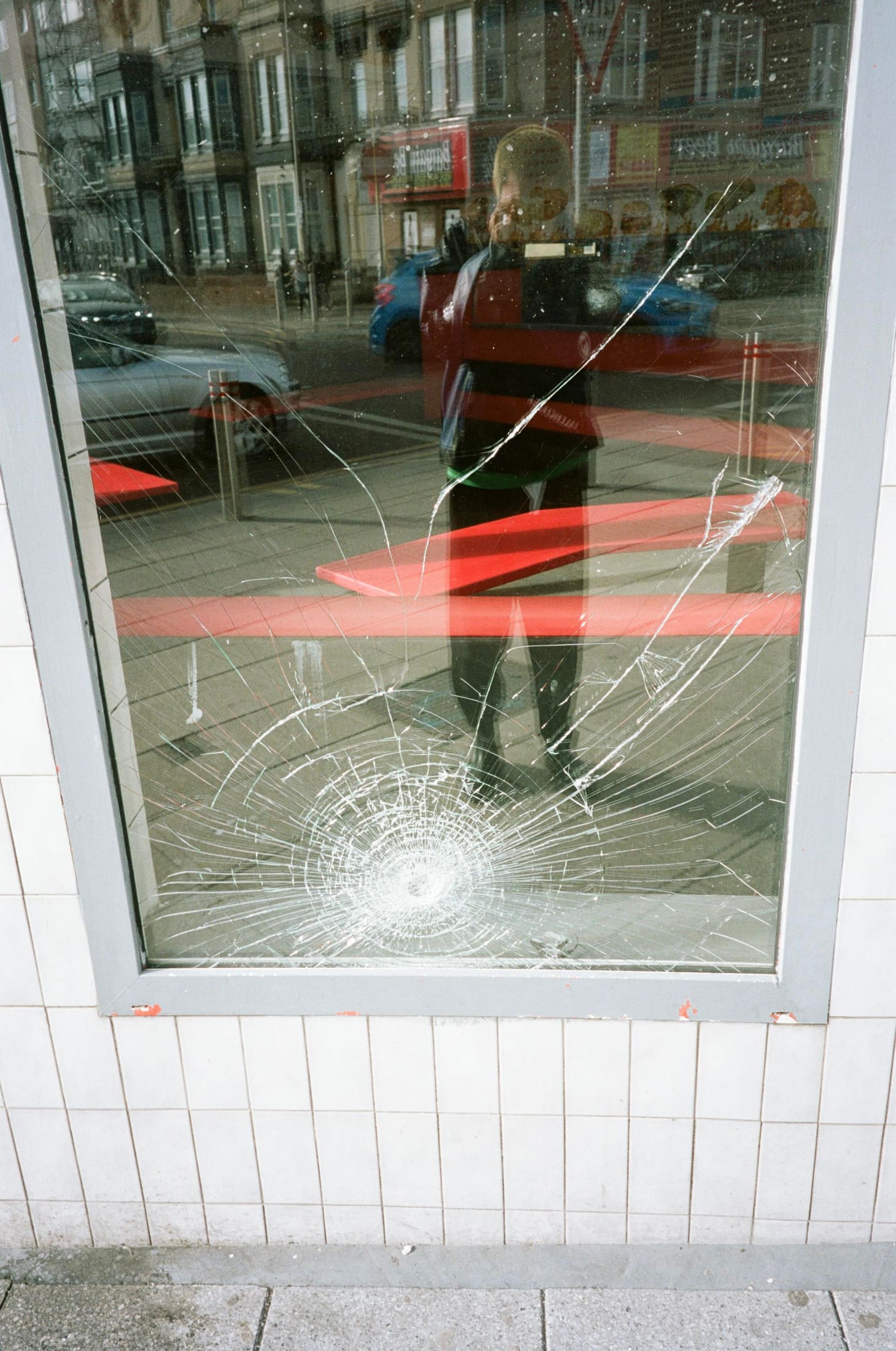 Street frame 28