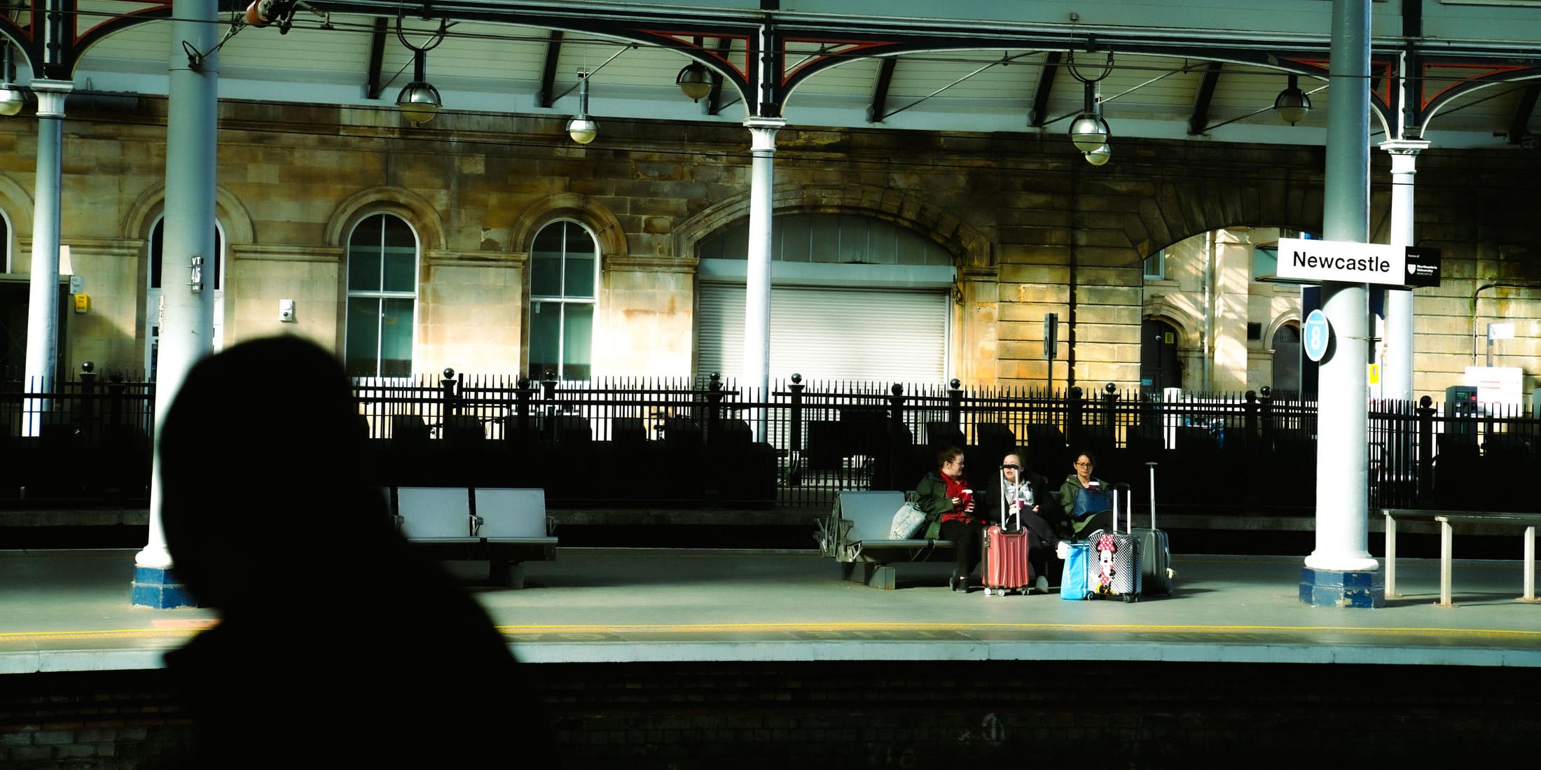 Street frame 48