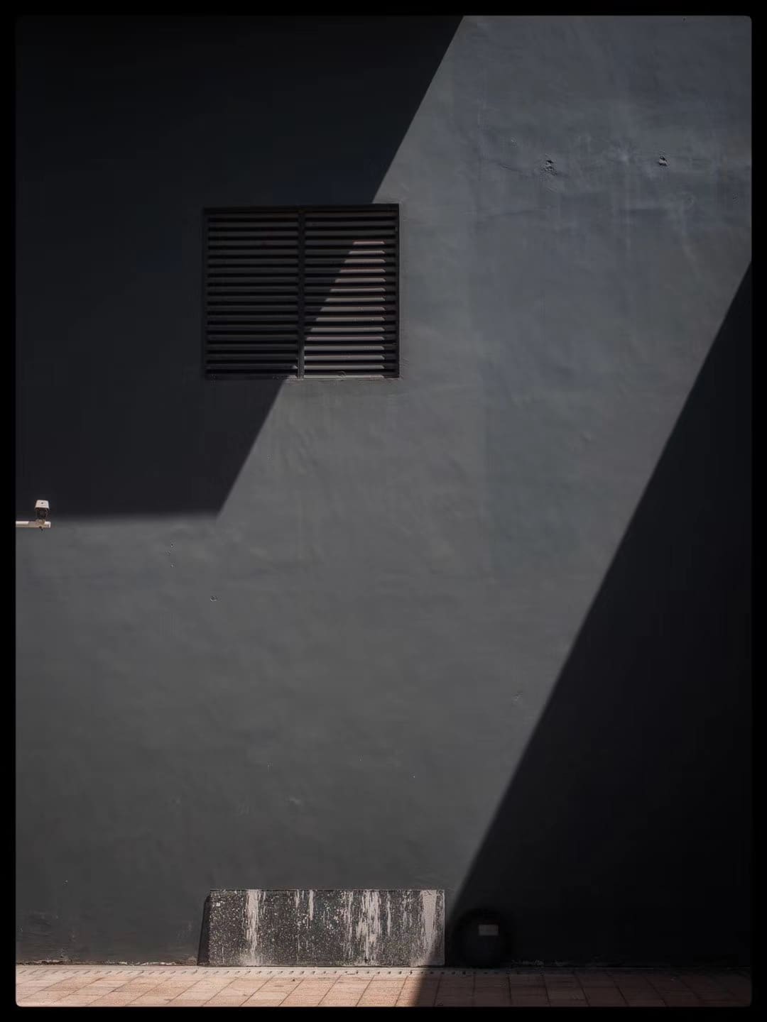 Street frame 56