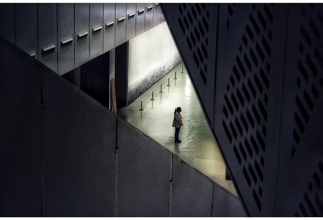 Street frame 98